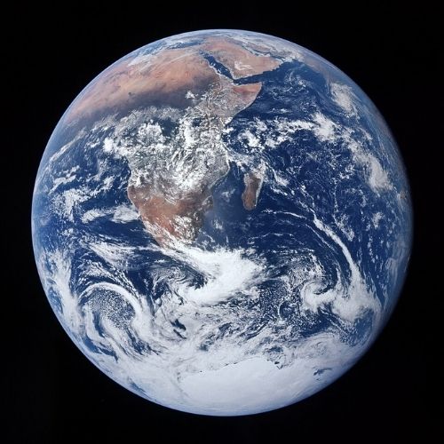 The Blue Marble — Apollo 17 / NASA — 1972