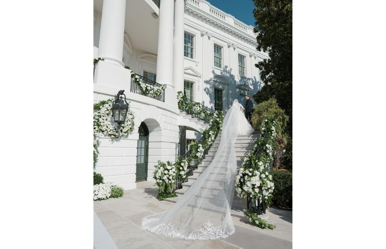 Photographie de mariage en ext�rieur, Corbin Gurkin, 2022